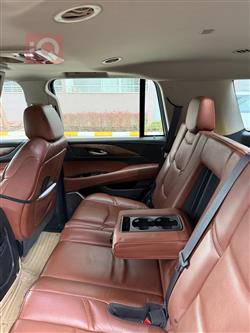 كاديلاك اسكاليد